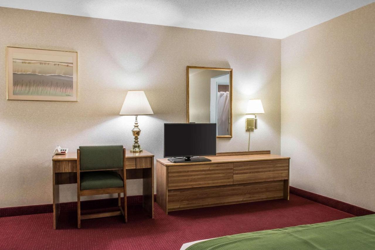 Quality Inn Arena Wilkes-Barre Exteriér fotografie